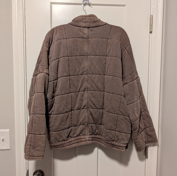 Forever 21 Quilted Shacket - Picture 3 of 3